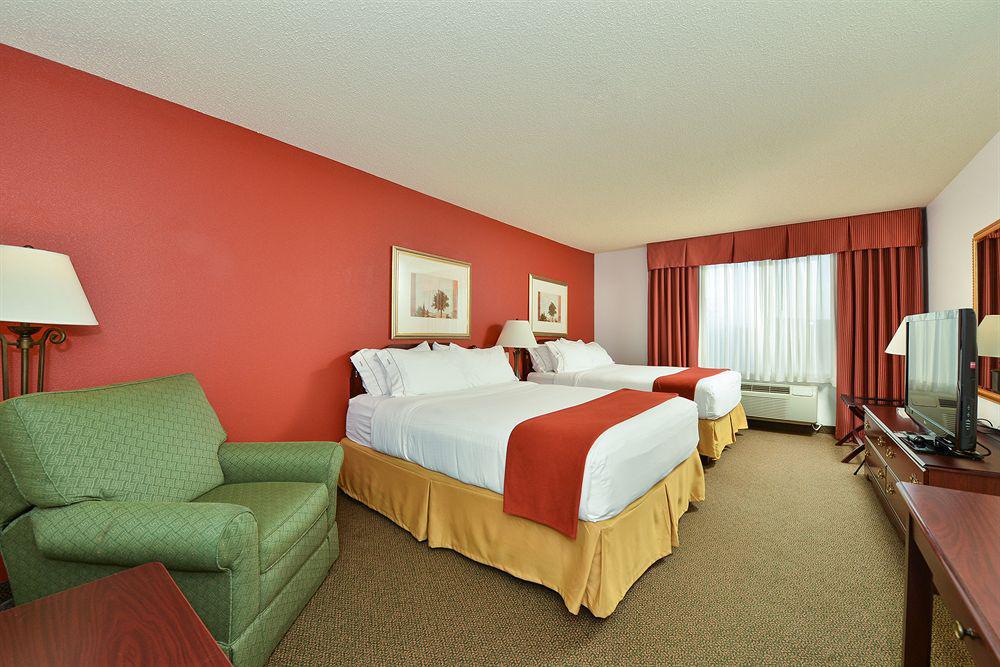 Holiday Inn Express Portland West/Hillsboro By Ihg Exterior photo