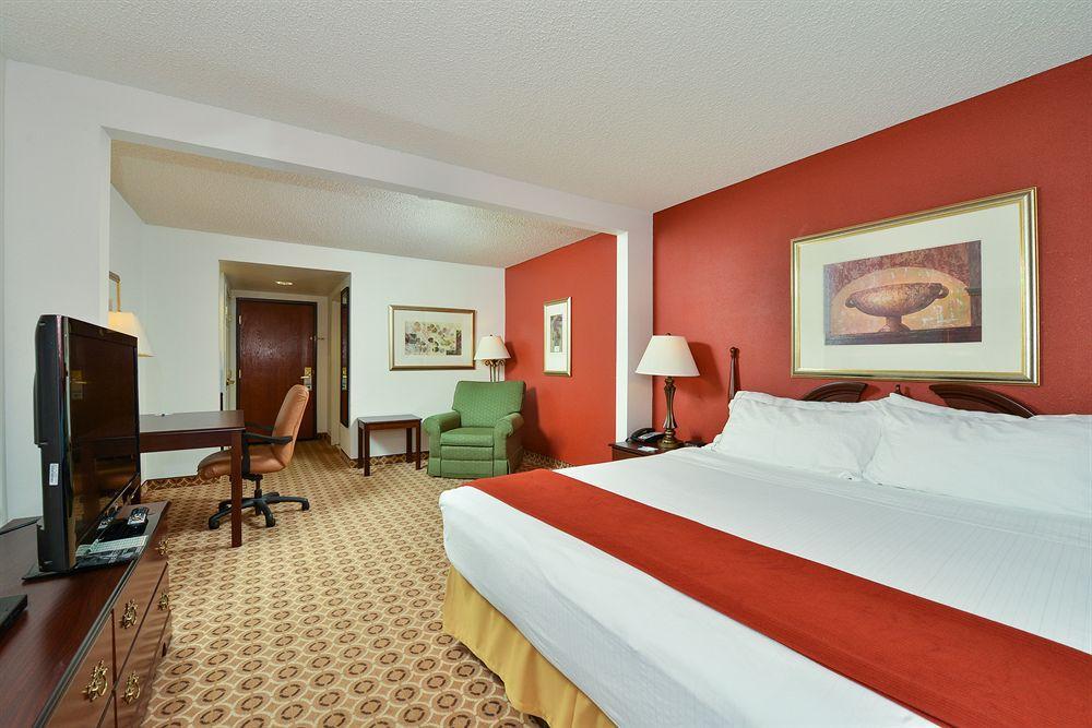 Holiday Inn Express Portland West/Hillsboro By Ihg Exterior photo