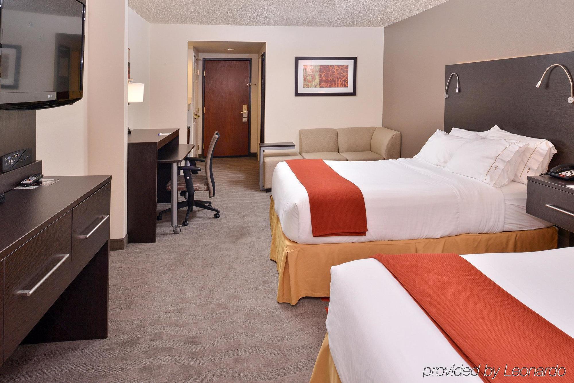 Holiday Inn Express Portland West/Hillsboro By Ihg Exterior photo