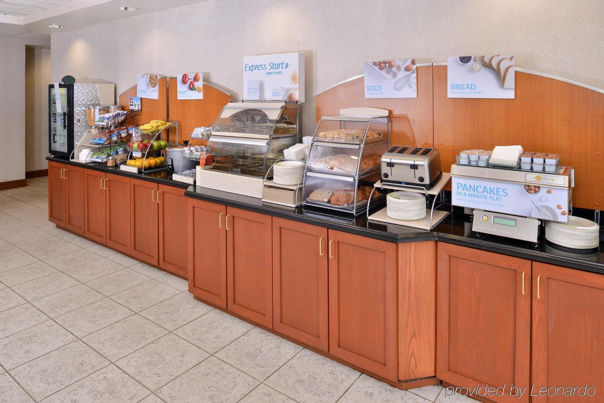 Holiday Inn Express Portland West/Hillsboro By Ihg Exterior photo