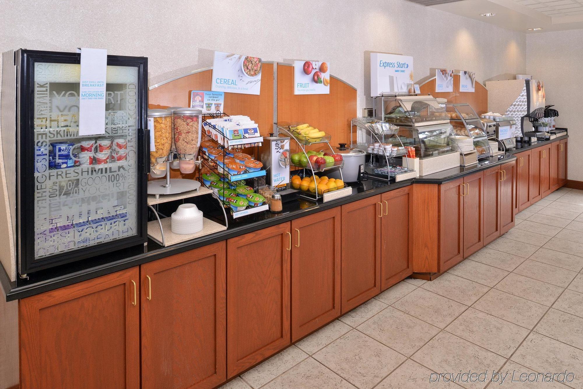 Holiday Inn Express Portland West/Hillsboro By Ihg Exterior photo