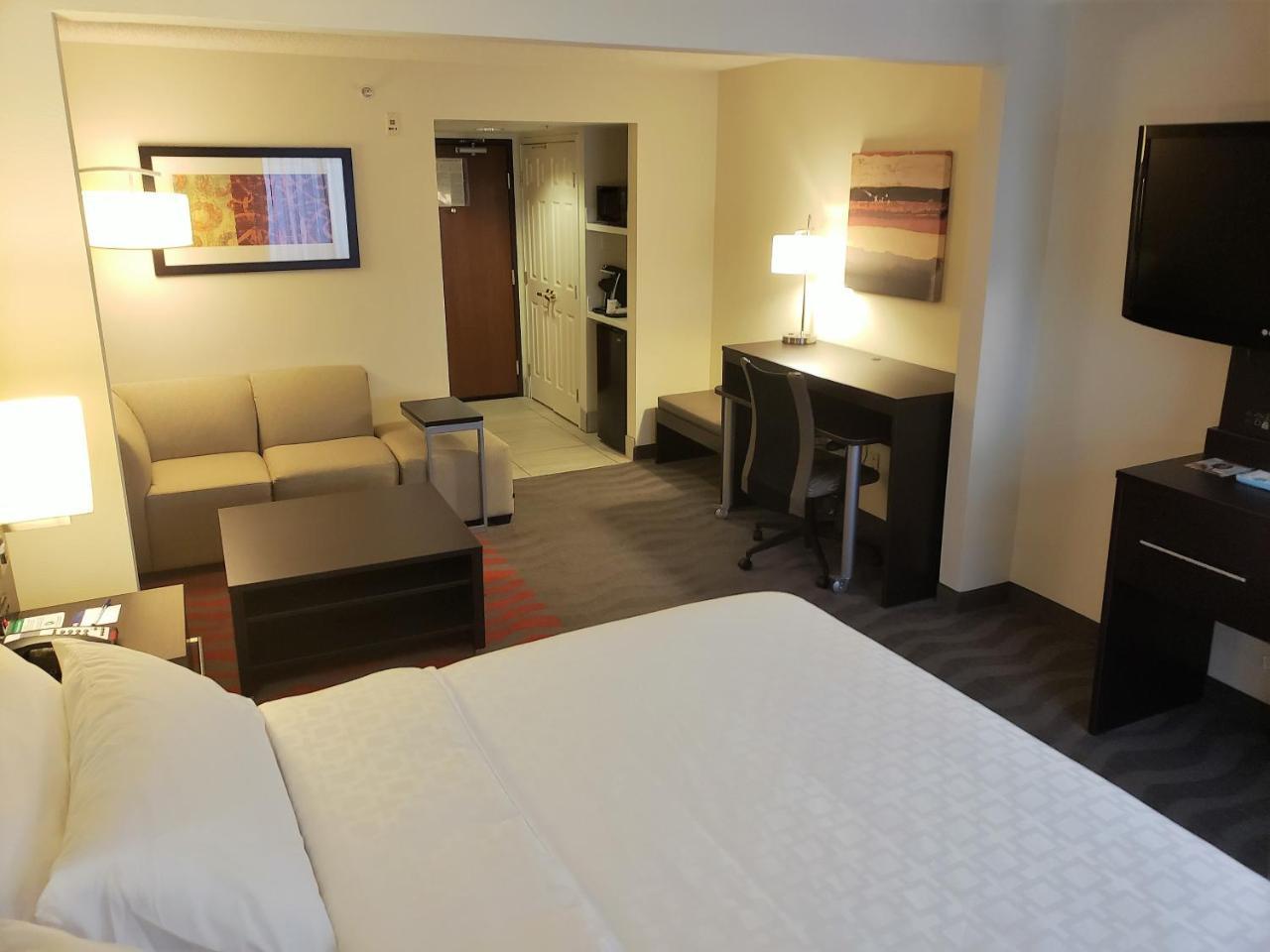 Holiday Inn Express Portland West/Hillsboro By Ihg Exterior photo