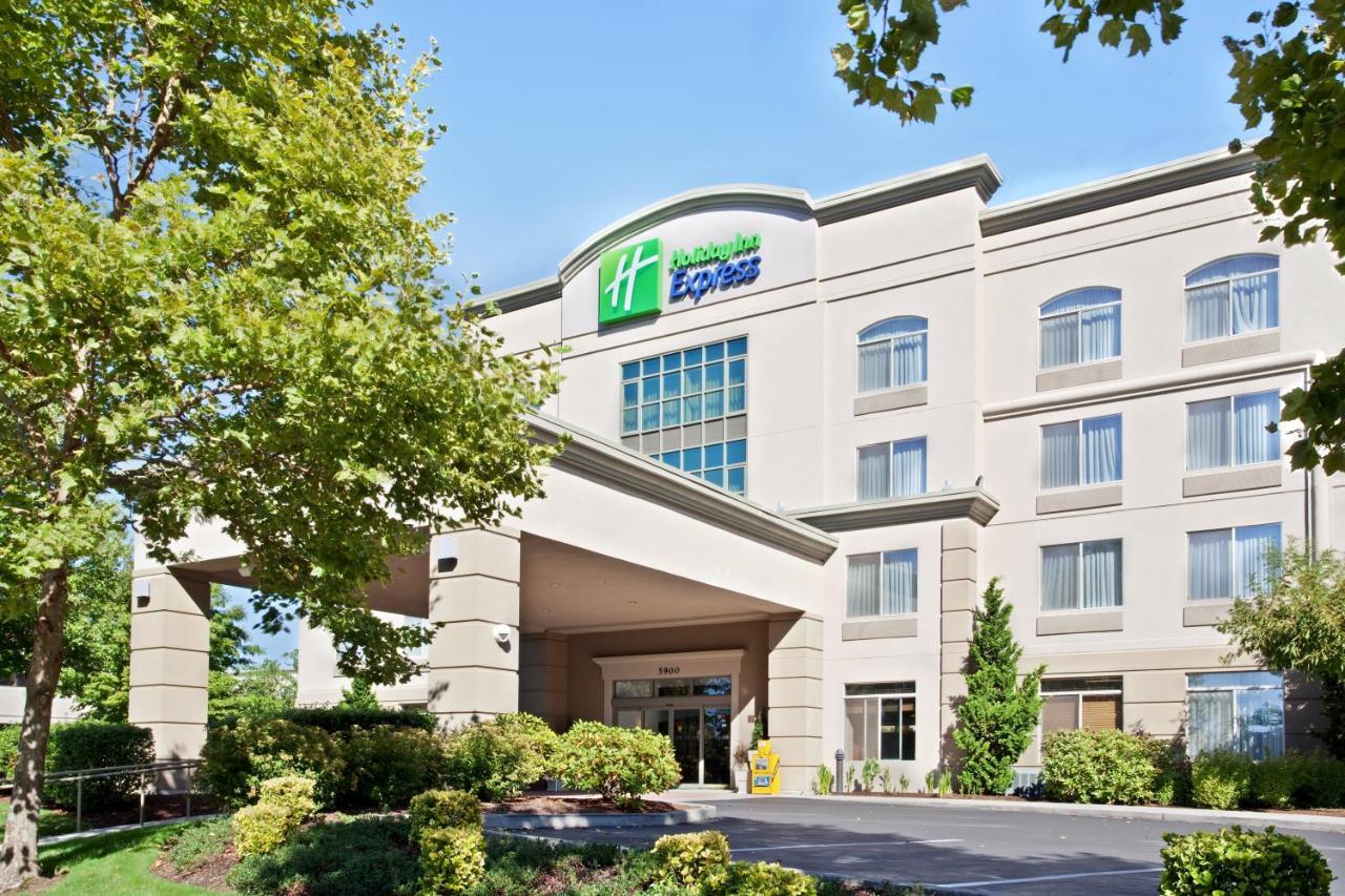 Holiday Inn Express Portland West/Hillsboro By Ihg Exterior photo